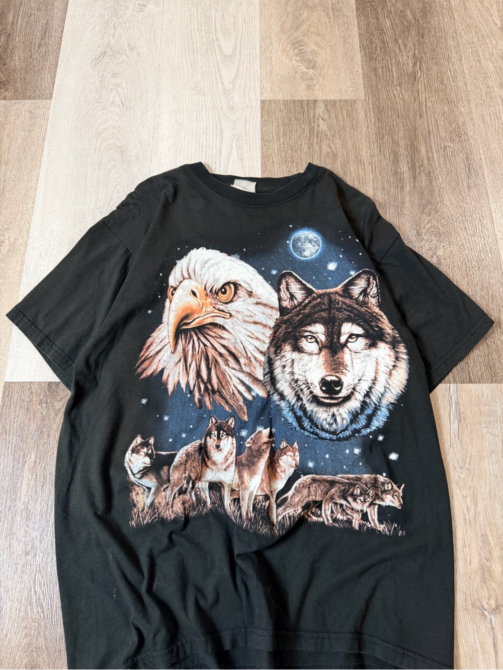 Vintage 90s Black Graphic Tee with Wolf and Eagle Print - Picture 2 of 6